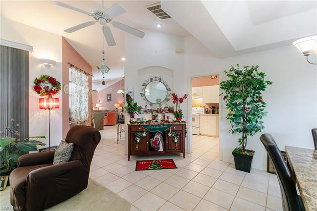 126 SE 16th TER, Cape Coral, FL 33990