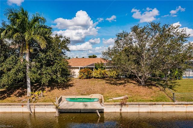 126 SE 16th TER, Cape Coral, FL 33990