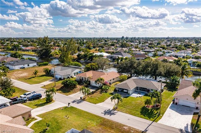 126 SE 16th TER, Cape Coral, FL 33990