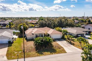 126 SE 16th TER, Cape Coral, FL 33990
