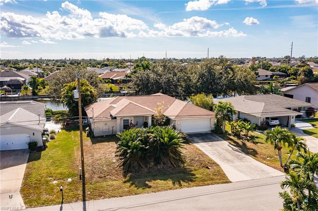 126 SE 16th TER, Cape Coral, FL 33990