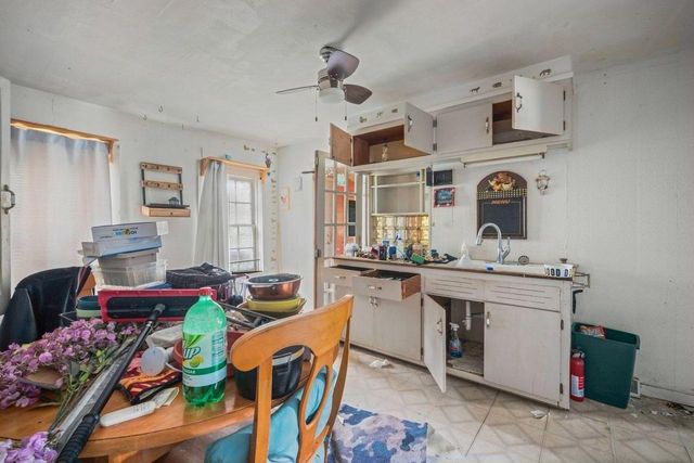 8738 W Fond Du Lac AVENUE, Milwaukee, WI 53225