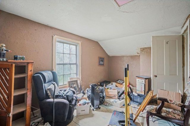8738 W Fond Du Lac AVENUE, Milwaukee, WI 53225