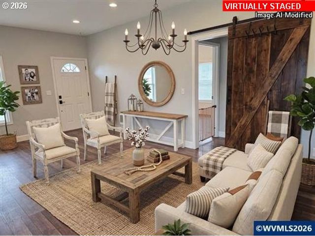 302 JERSEY St, Silverton, OR 97381