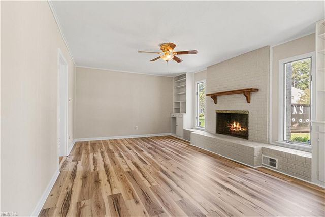 472 Carnegie RD, Virginia Beach, VA 23452