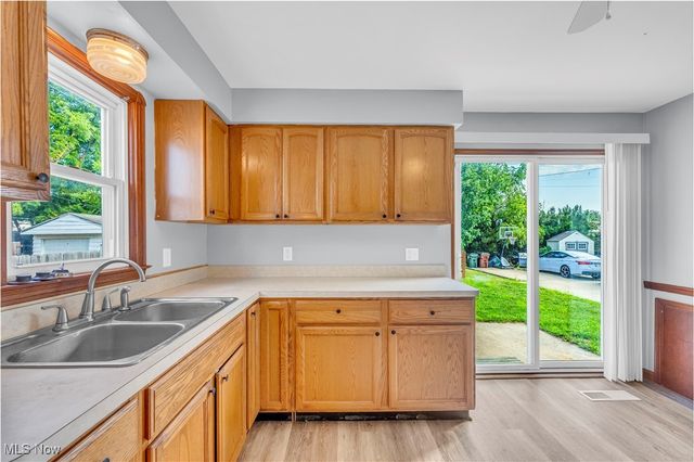 3002 Wellington Avenue, Parma, OH 44134