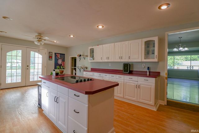 1519 Johnson Lane, Evansville, IN 47712