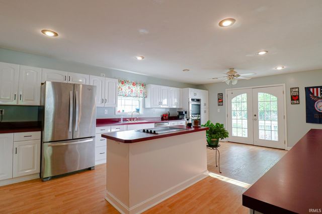 1519 Johnson Lane, Evansville, IN 47712