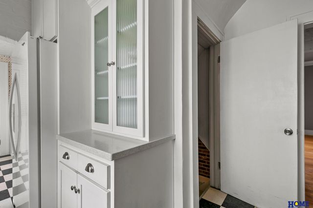 2301 S 19th Street, Lincoln, NE 68502