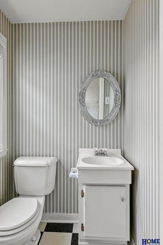 2301 S 19th Street, Lincoln, NE 68502