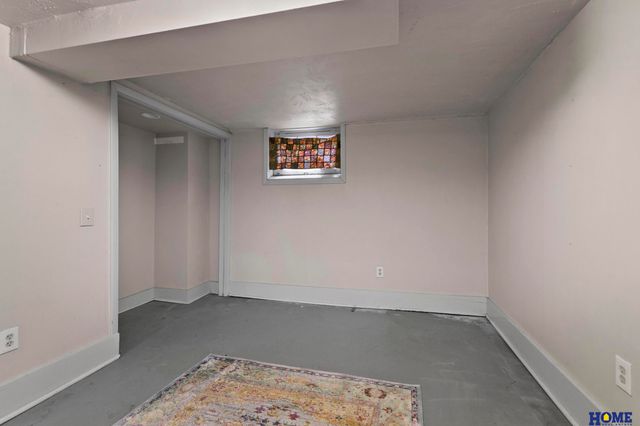 2301 S 19th Street, Lincoln, NE 68502