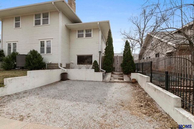 2301 S 19th Street, Lincoln, NE 68502