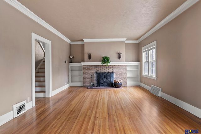 2301 S 19th Street, Lincoln, NE 68502