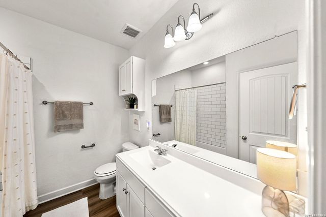 124 Wickersham, Boerne, TX 78015