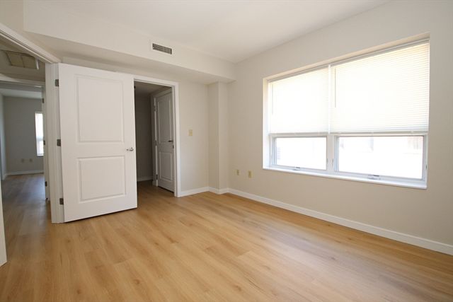175 Cottage St 501, Chelsea, MA 02150