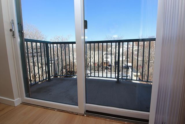 175 Cottage St 501, Chelsea, MA 02150