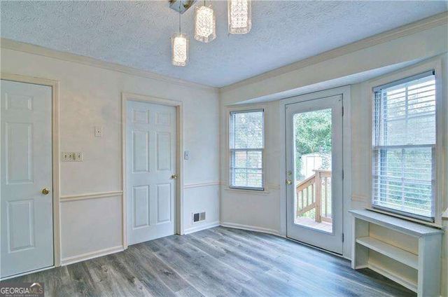 6428 Paradise Point Road, Flowery Branch, GA 30542