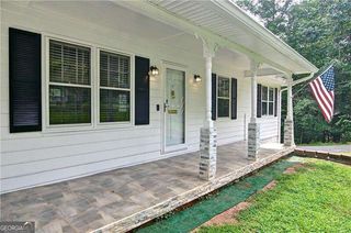 6428 Paradise Point Road, Flowery Branch, GA 30542