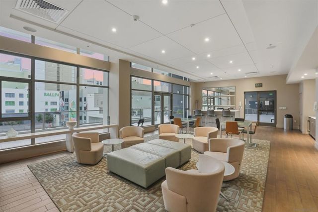 575 6th Ave 1705, San Diego, CA 92101