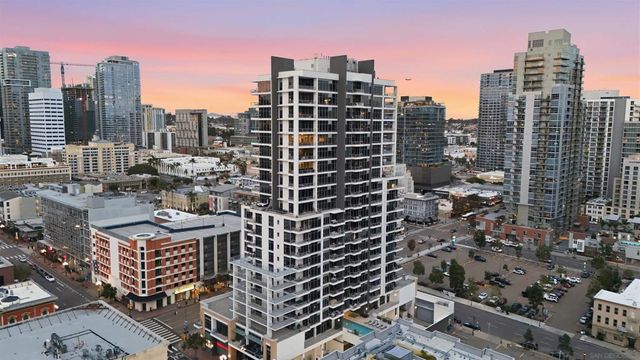 575 6th Ave 1705, San Diego, CA 92101