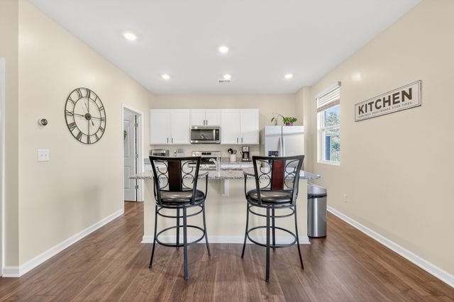 2200 Stonemeade Dr, Spring Hill, TN 37174