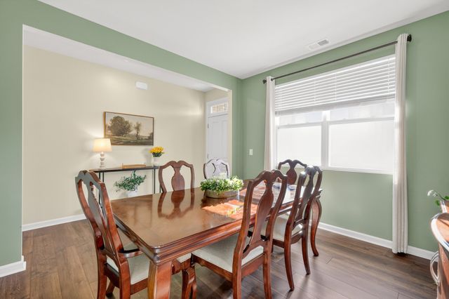 2200 Stonemeade Dr, Spring Hill, TN 37174