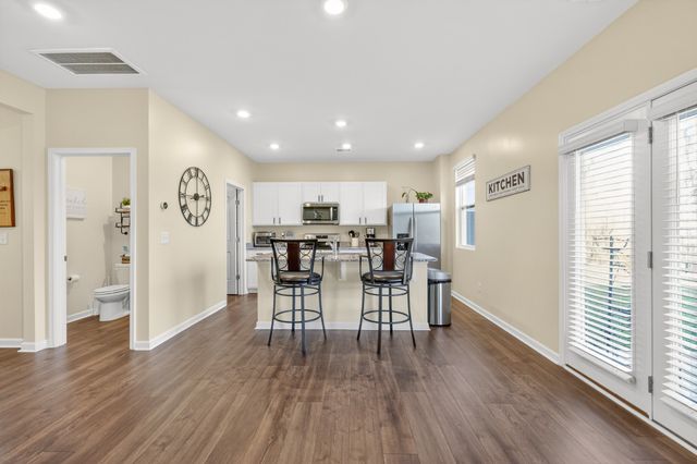 2200 Stonemeade Dr, Spring Hill, TN 37174