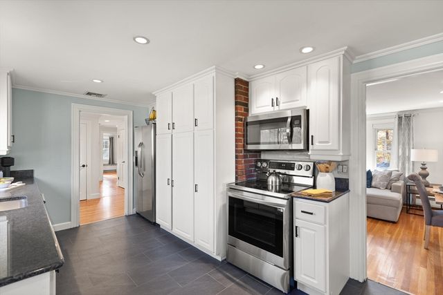 40 Friend Street, Wakefield, MA 01880