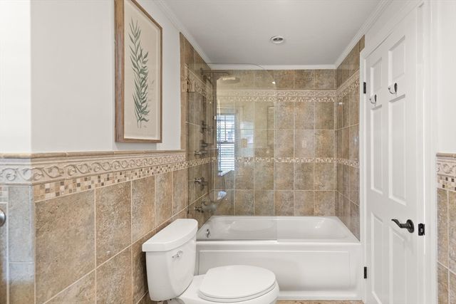 40 Friend Street, Wakefield, MA 01880