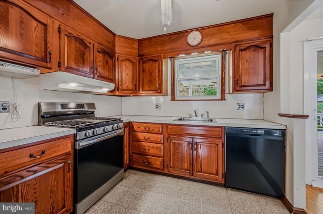 123 GLENROCK DR, Claymont, DE 19703