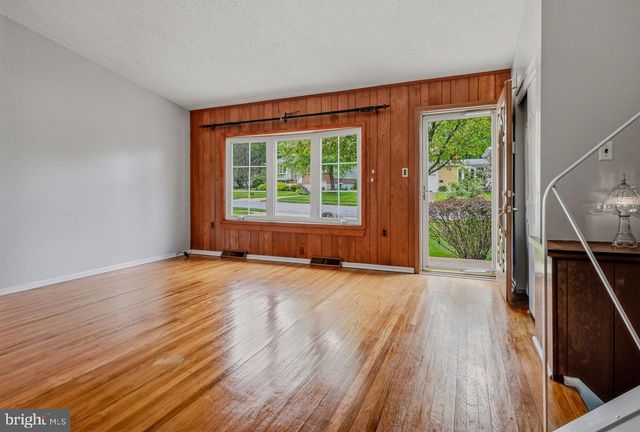 123 GLENROCK DR, Claymont, DE 19703