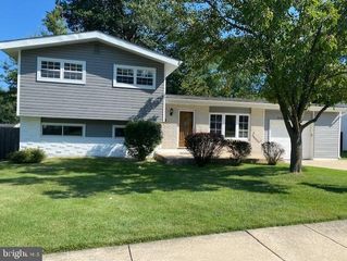 123 GLENROCK DR, Claymont, DE 19703