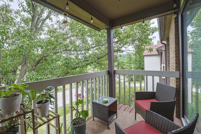 62 View Terrace Drive, 12, Southgate, KY 41071
