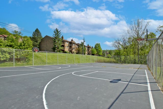 62 View Terrace Drive, 12, Southgate, KY 41071
