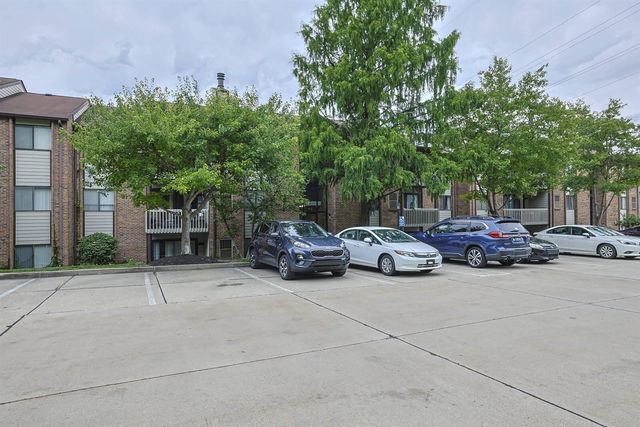 62 View Terrace Drive, 12, Southgate, KY 41071