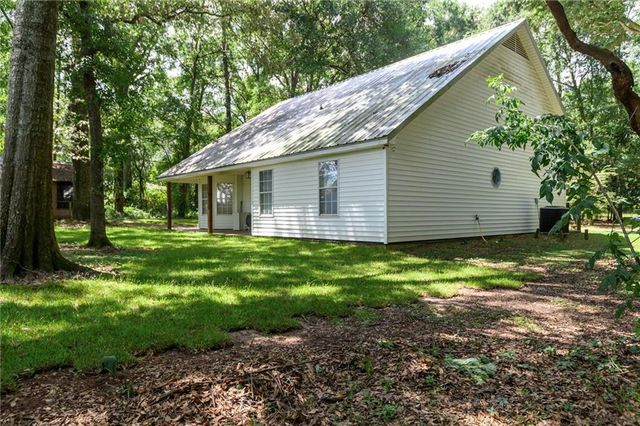 10835 Longview Drive S, Grand Bay, AL 36541