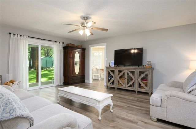 10835 Longview Drive S, Grand Bay, AL 36541