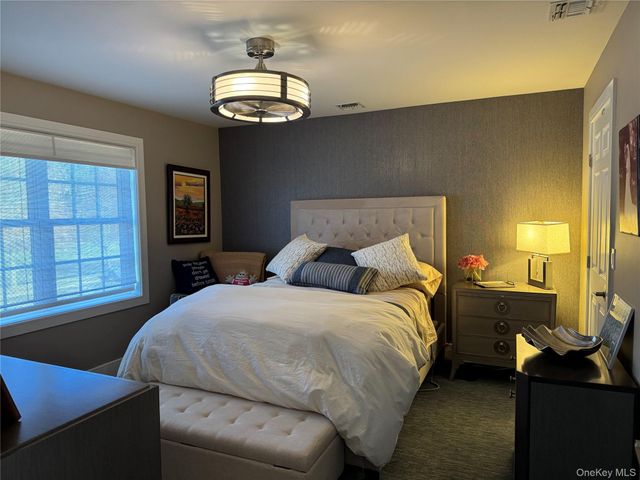 910 Altessa Boulevard, Melville, NY 11747