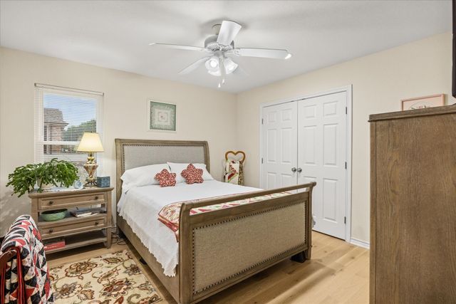 2102 Wood Duck Lane, Granbury, TX 76049