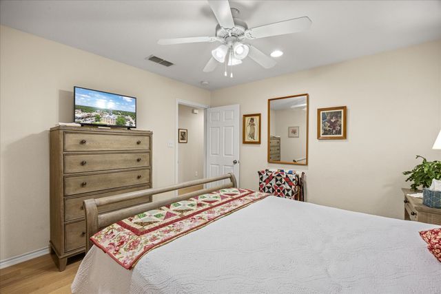 2102 Wood Duck Lane, Granbury, TX 76049