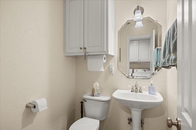2102 Wood Duck Lane, Granbury, TX 76049