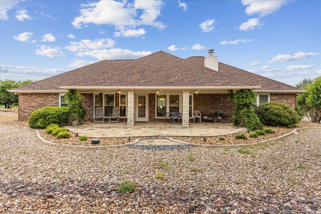 2102 Wood Duck Lane, Granbury, TX 76049