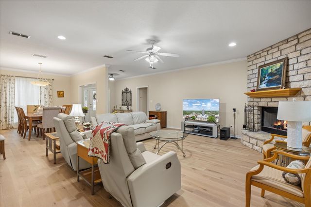 2102 Wood Duck Lane, Granbury, TX 76049