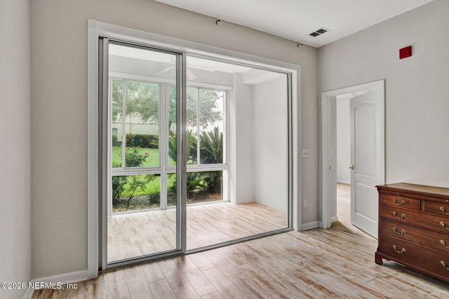 8601 BEACH Boulevard 403, Jacksonville, FL 32216