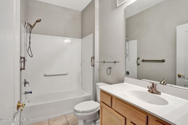 8601 BEACH Boulevard 403, Jacksonville, FL 32216