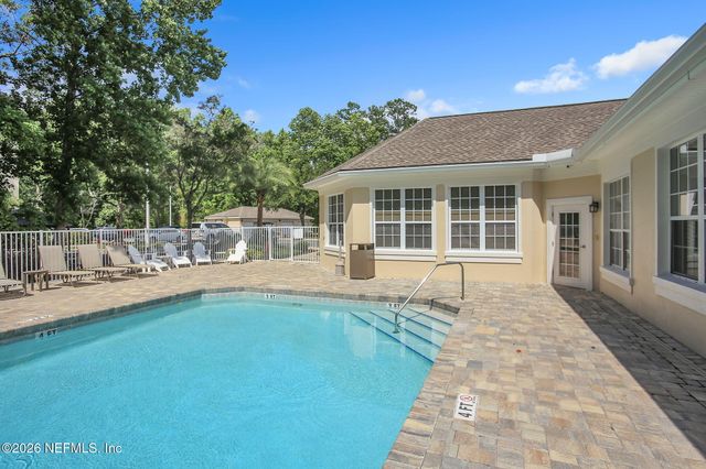 8601 BEACH Boulevard 403, Jacksonville, FL 32216