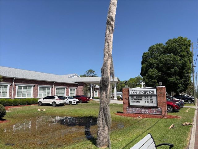 332 NW CRYSTAL STREET, Crystal River, FL 34428