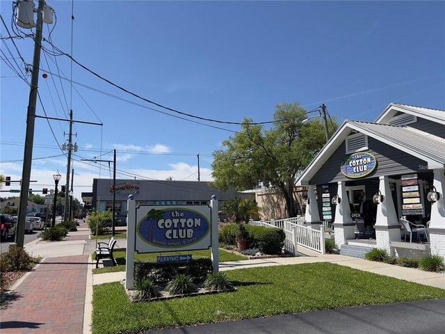 332 NW CRYSTAL STREET, Crystal River, FL 34428