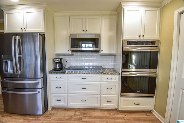 23640 HIGHWAY 18 E, Berry, AL 35546