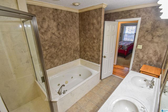 23640 HIGHWAY 18 E, Berry, AL 35546